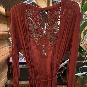 Title 9 Lacy Cover Shirt/ light weight maroon